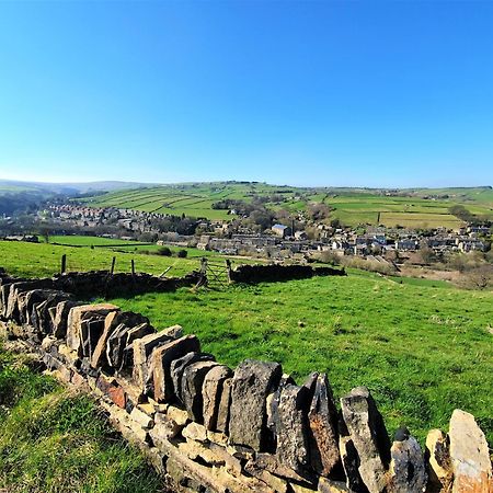 The Old Wash Kitchen - Charming Character Cottage In Holmfirth, Yorkshire Exterior photo